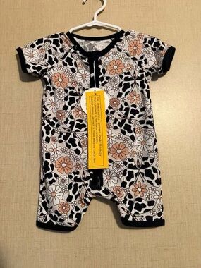 Baby Floral & Cow Print Bamboo Shortie-NWOT